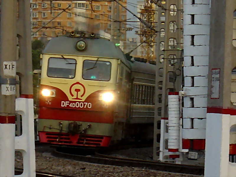 DF4D 0070.jpg
